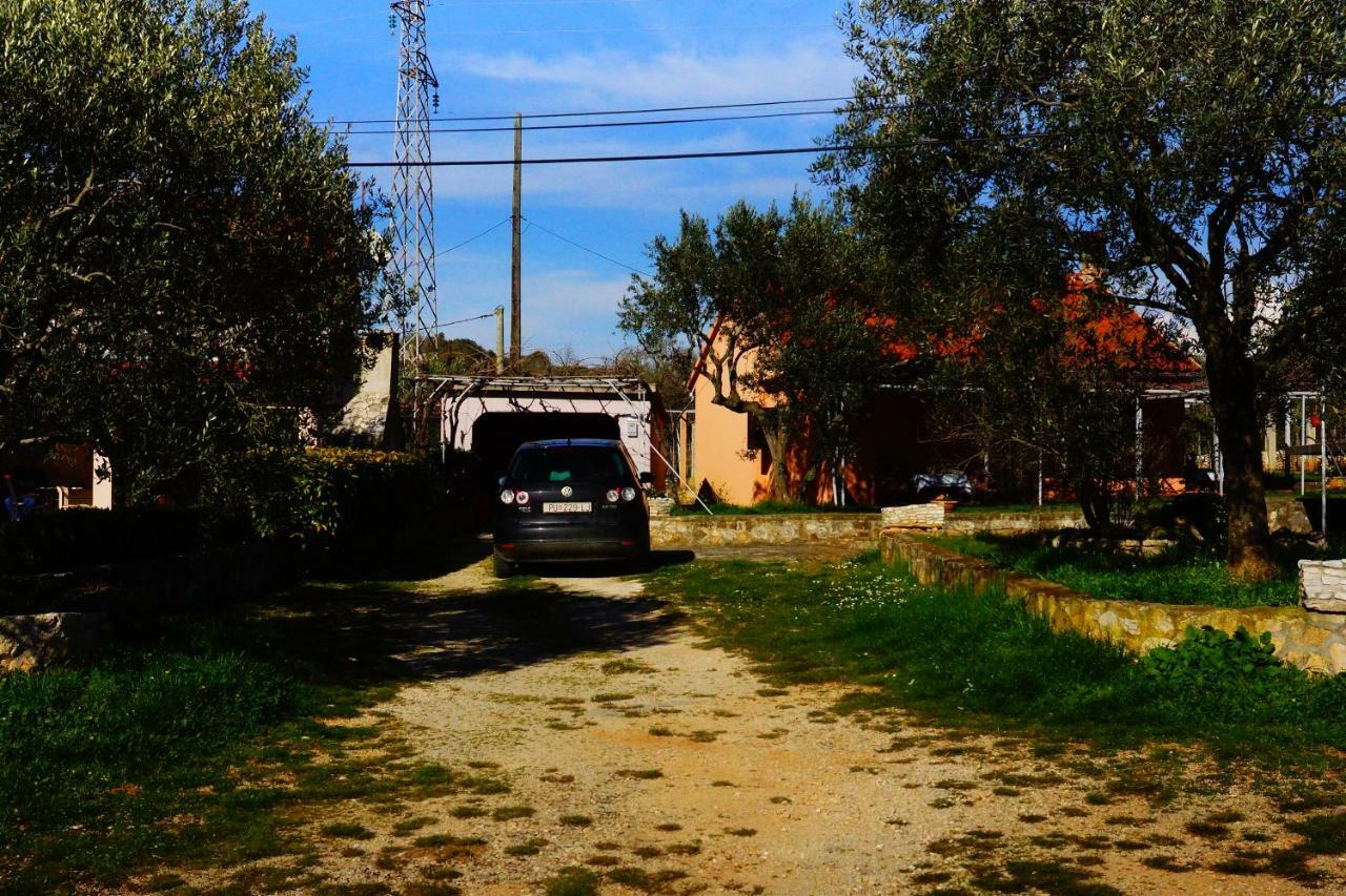 Holiday Home Bura Rovinj Exterior foto